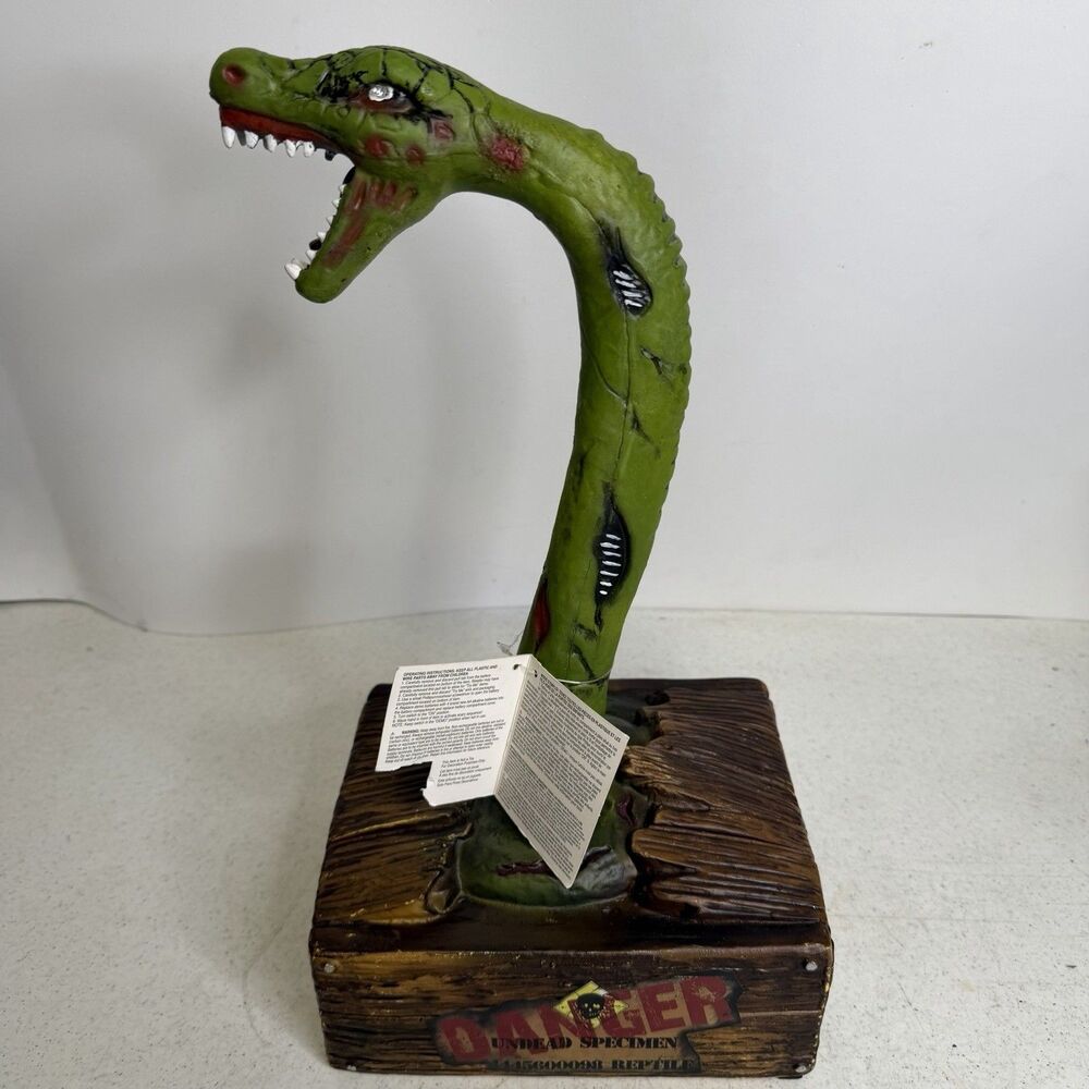 Striking Snake Animatronic